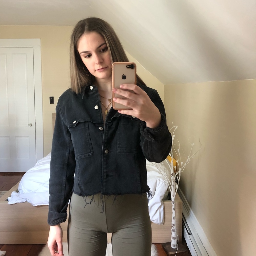 Black cropped raw hem denim jacket